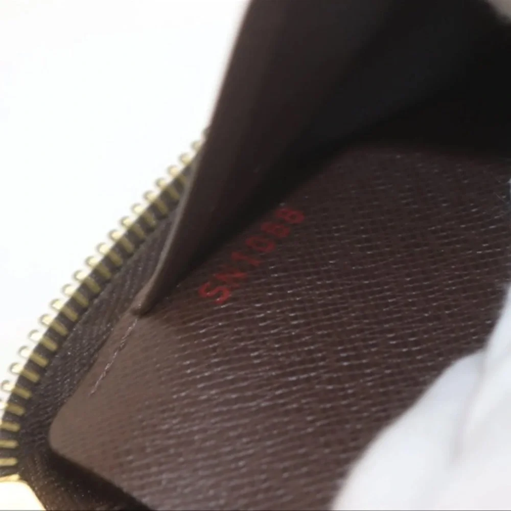 Louis Vuitton LV Long Wallet Zippy‎ Organizer Brown Damier